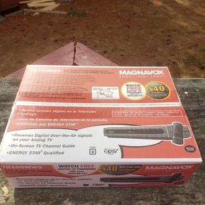 Magnavox DTV Digital to Analog Converter